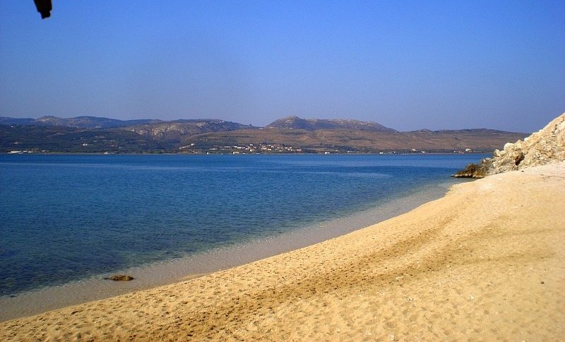 Η παραλία του Σωτήρα κοντά στο χωριό Κοντογουράτα